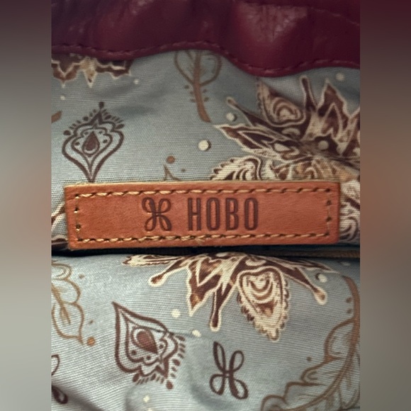 SOLD**** Authentic Hobobags "Prose" crossbody/shoulder bag. Offers are welcome! - Picture 12 of 12